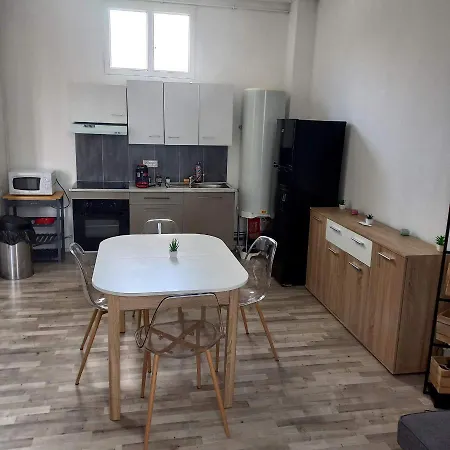 Meuble G&v Apartman Néris-les-Bains